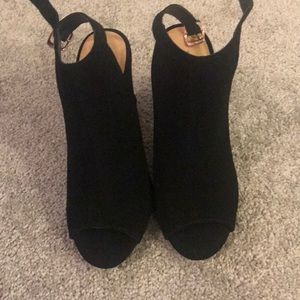 Brand New Bamboo booties. Size 7